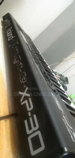 Roland XP 30
