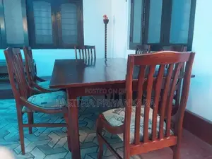 Mahogany Table With Chairs