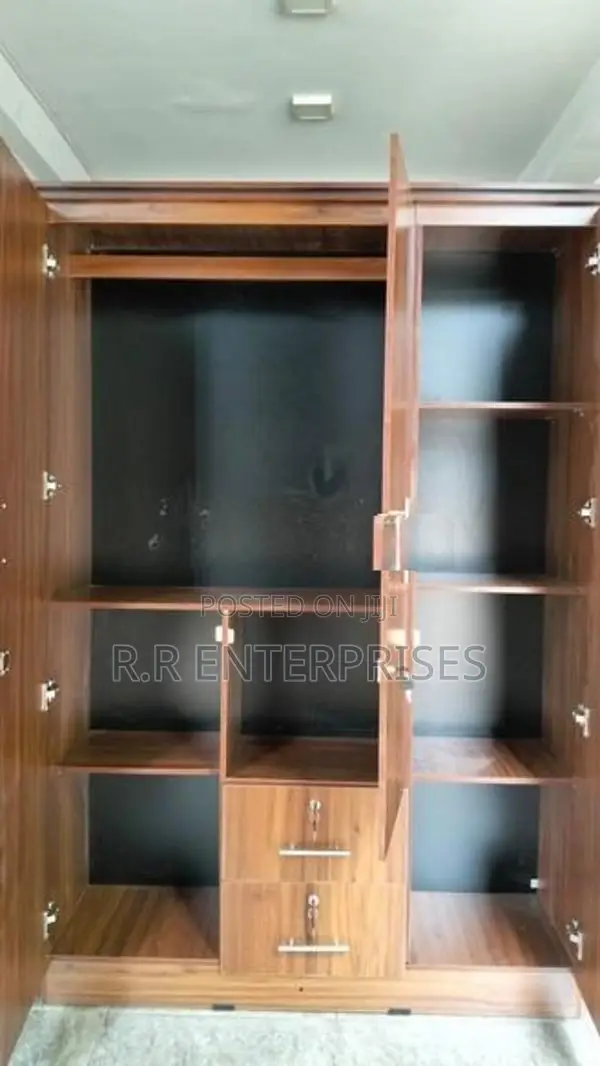 New 3 Door 6*4 Ft Melamine Wardrobes