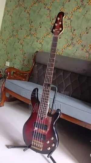 Yamaha BBG5A Bass Guitar