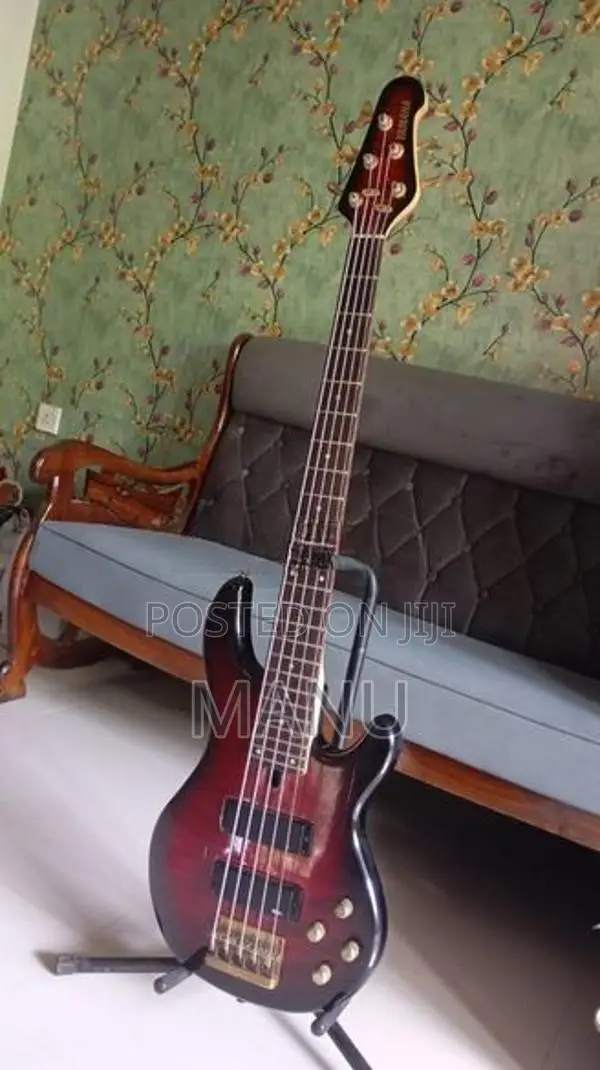 Yamaha BBG5A Bass Guitar