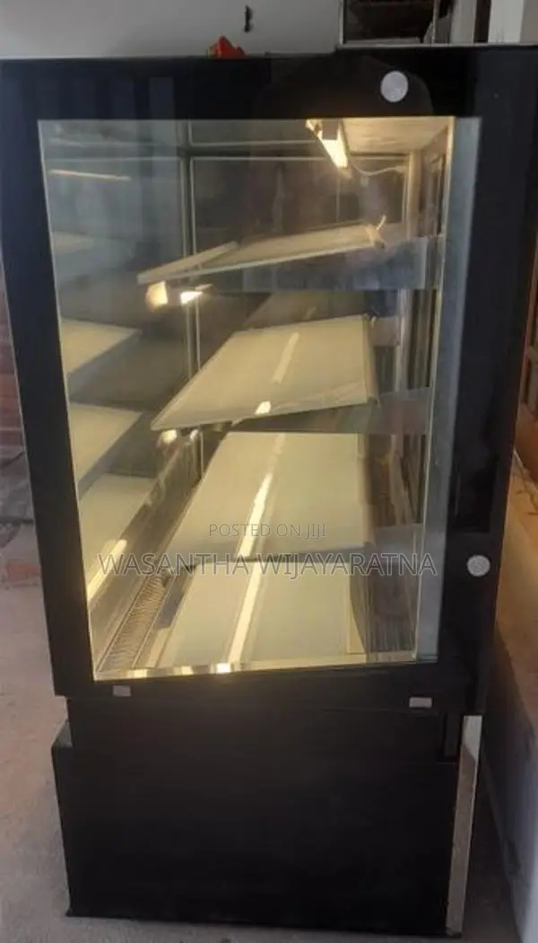 Cake Display Cooler – 4 Tier