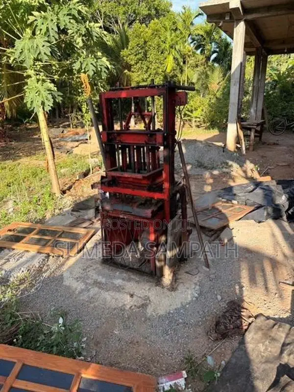 Block Gal Machine