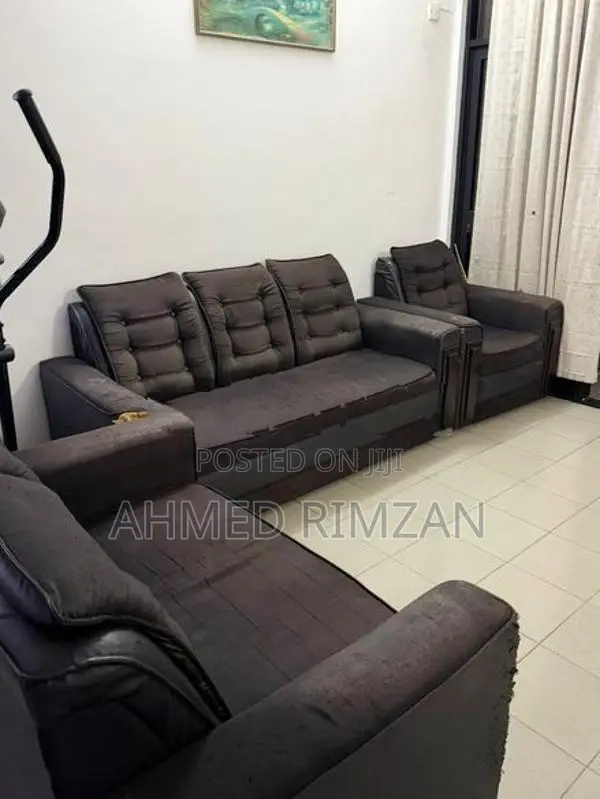 Damro Sofa Set
