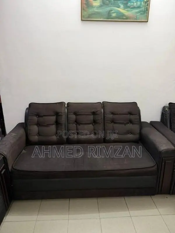 Damro Sofa Set