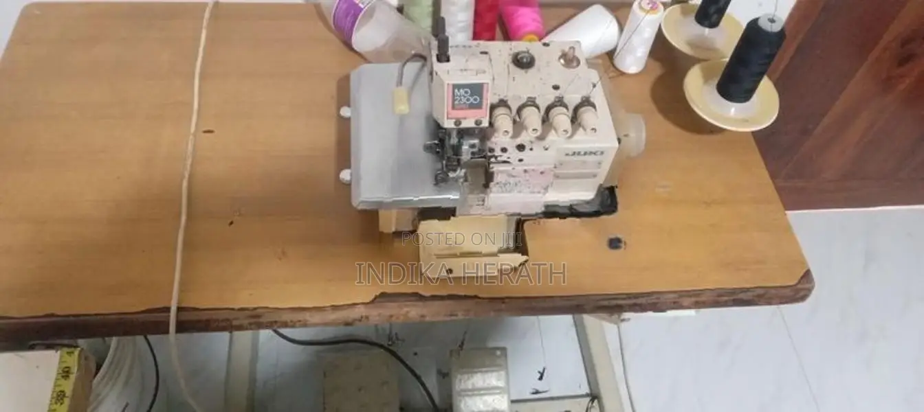 4 / 5 Thread Overlock Machine