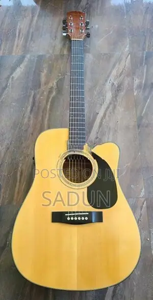 Fender Box Guitar