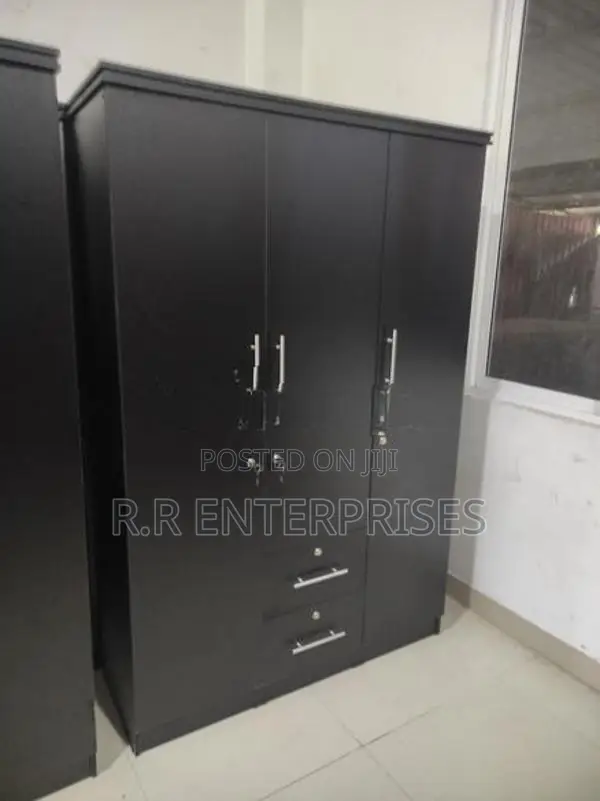 New 6*4 Ft Melamine Wardrobes