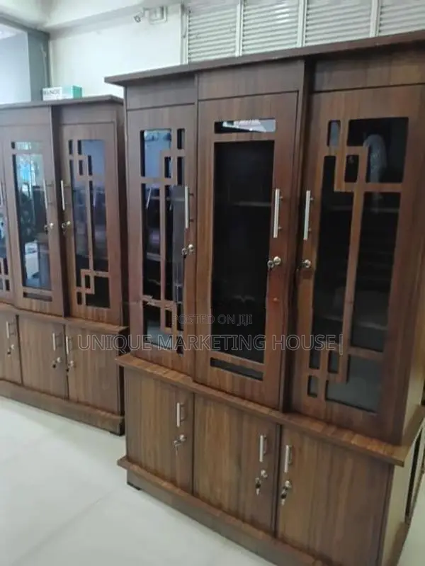 Modern 3 Door Melamine Display Cupboards