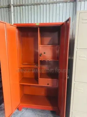 Classic Steel 6x3ft Almirah