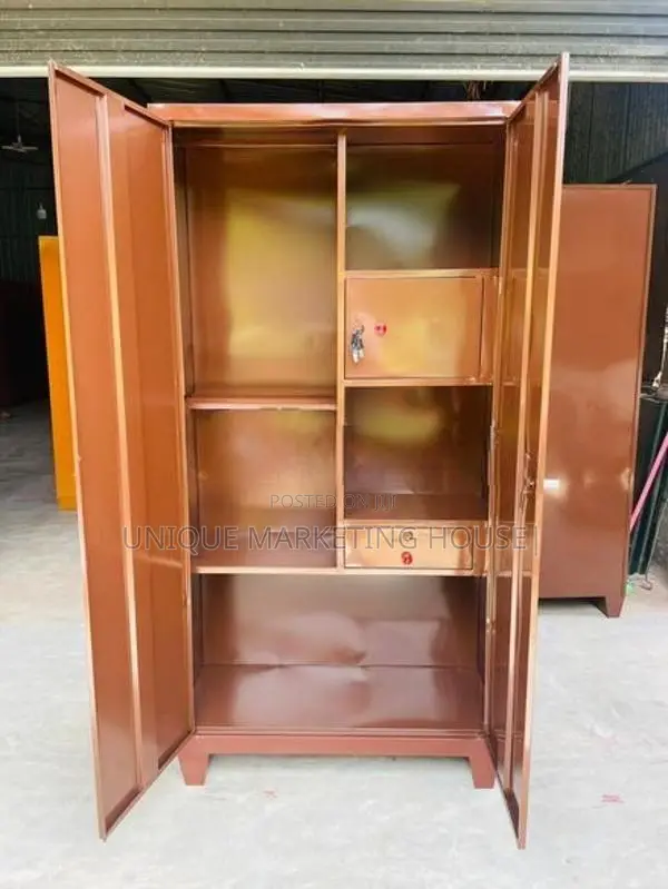 Classic Steel 6x3ft Almirah