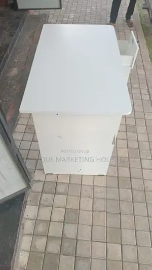 Modern 3.5x2FT White Melamine Office Table with W/Hole