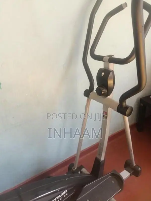 Cross Trainer