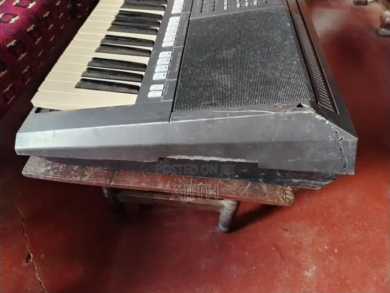 PSR 970 Keyboard