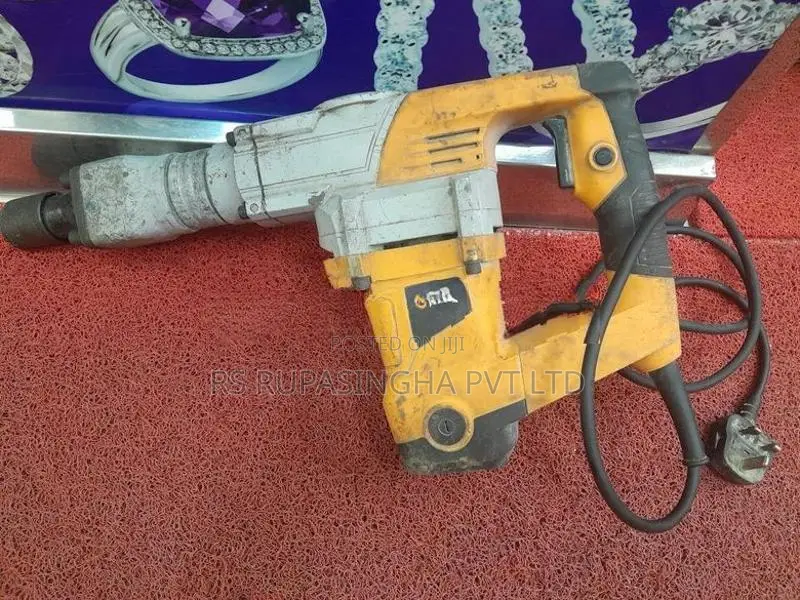 Leiya Hilti Machine