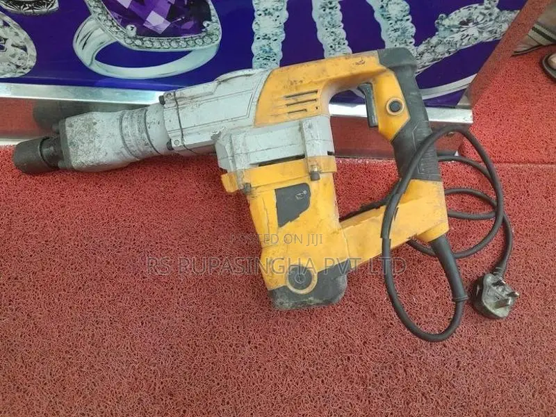 Leiya Hilti Machine