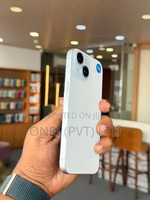 Apple iPhone 15 256GB (Used)