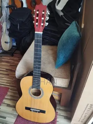 Saint Joyce Classical Guitar