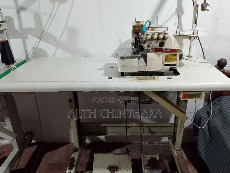 Overlock Sewing Machine