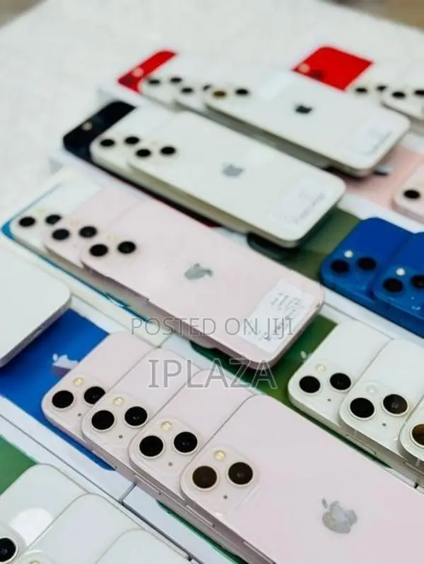 Apple iPhone 13 256GB (Used)