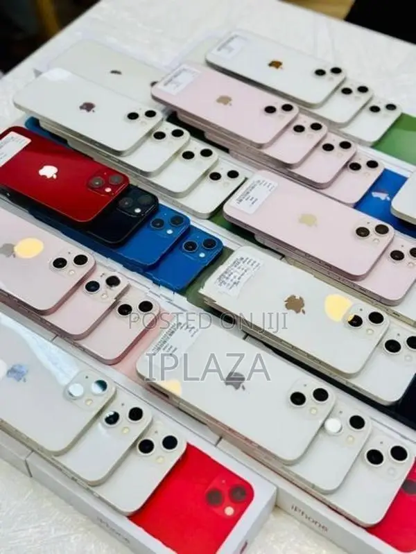 Apple iPhone 13 256GB (Used)