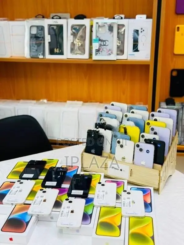 Apple iPhone 14 256GB (Used)