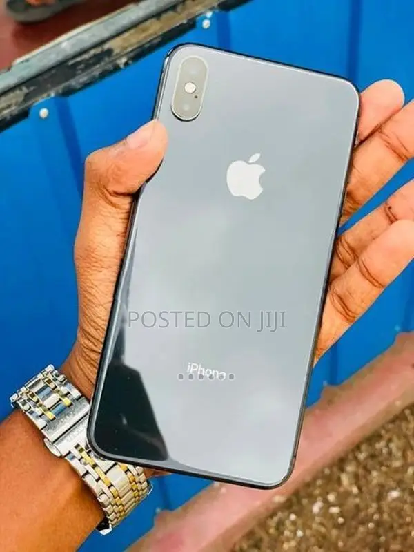 Apple iPhone XS Max (Used)