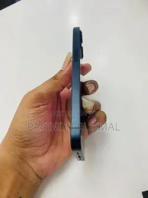Apple iPhone 13 (Used)