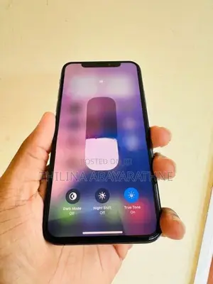 Apple iPhone XS (Used)