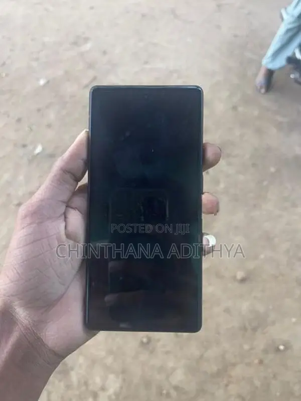 Google Pixel 6 (Used)