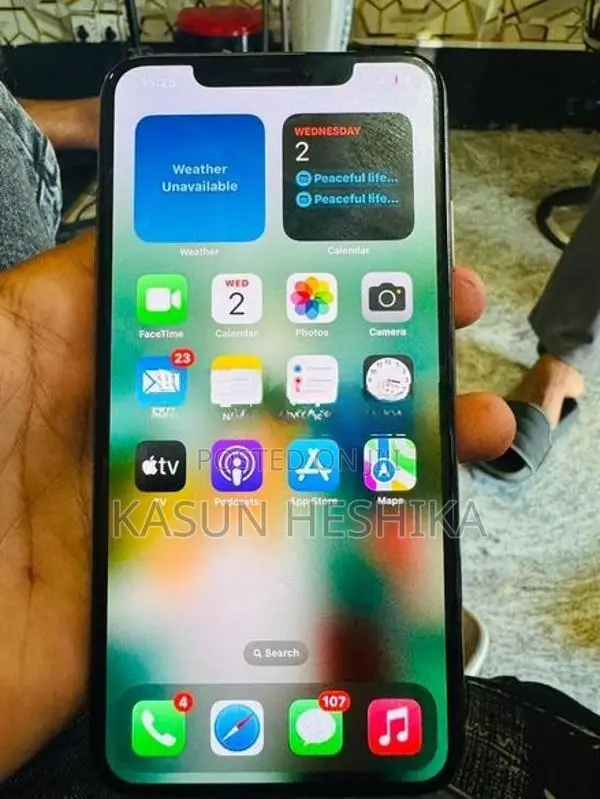 Apple iPhone XS Max (Used)