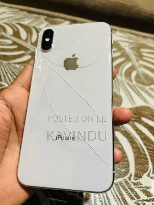 Apple iPhone XS 256GB (Used)