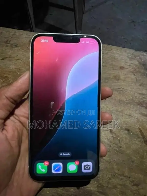 Apple iPhone 13 (Used)