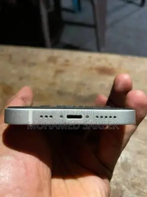 Apple iPhone 13 (Used)