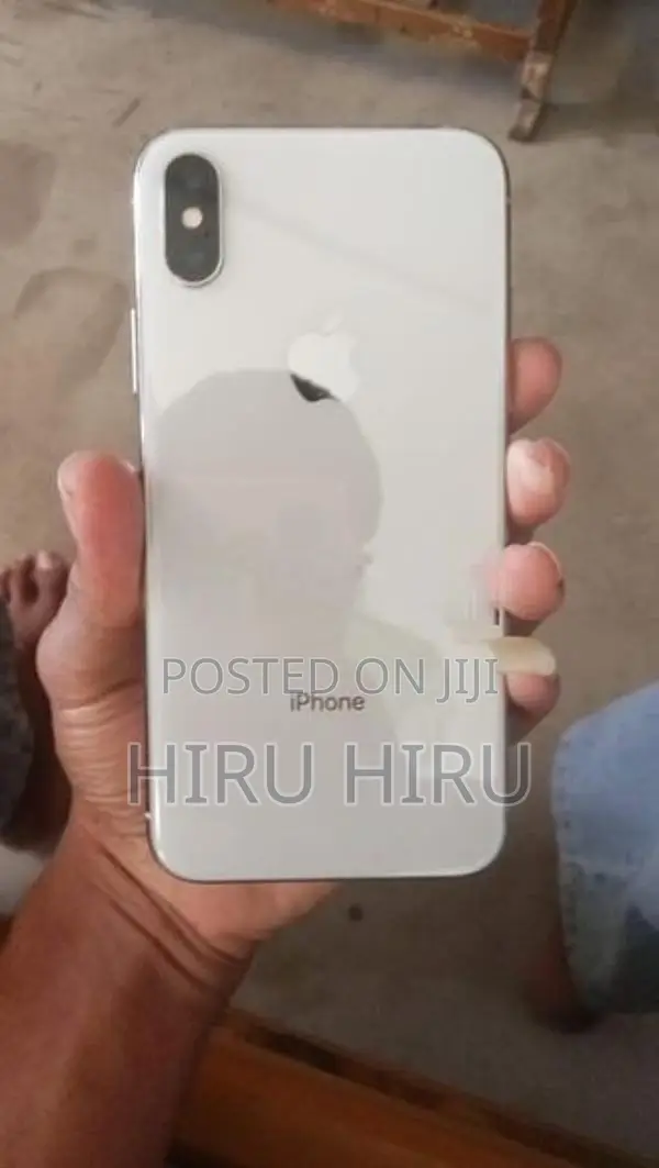 Apple iPhone X (Used)