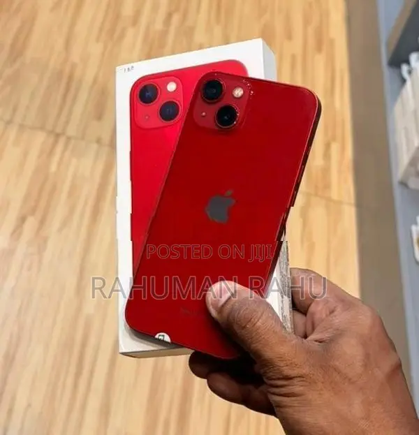 Apple iPhone 13 (Used)