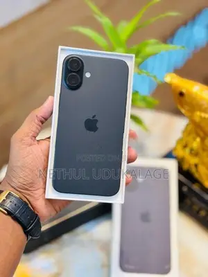 Apple iPhone 16 Plus 256GB (Black) (Used)