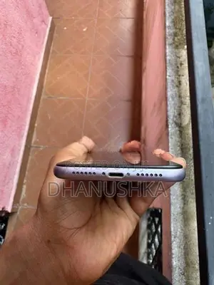 Apple iPhone 11 (Used)
