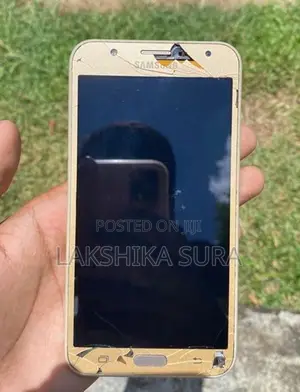 Samsung Galaxy J7 (Used)