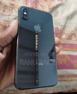 Apple iPhone XS (Used)