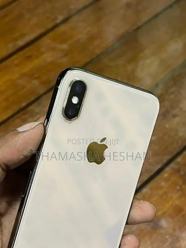 Apple iPhone XS (Used)