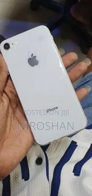 Apple iPhone 8 64GB (Used)