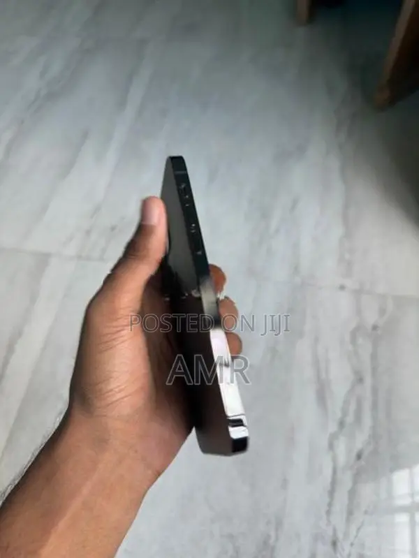 Apple iPhone 12 Pro (Used)