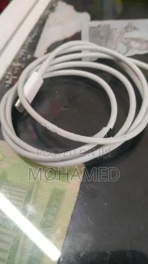 Apple Cable