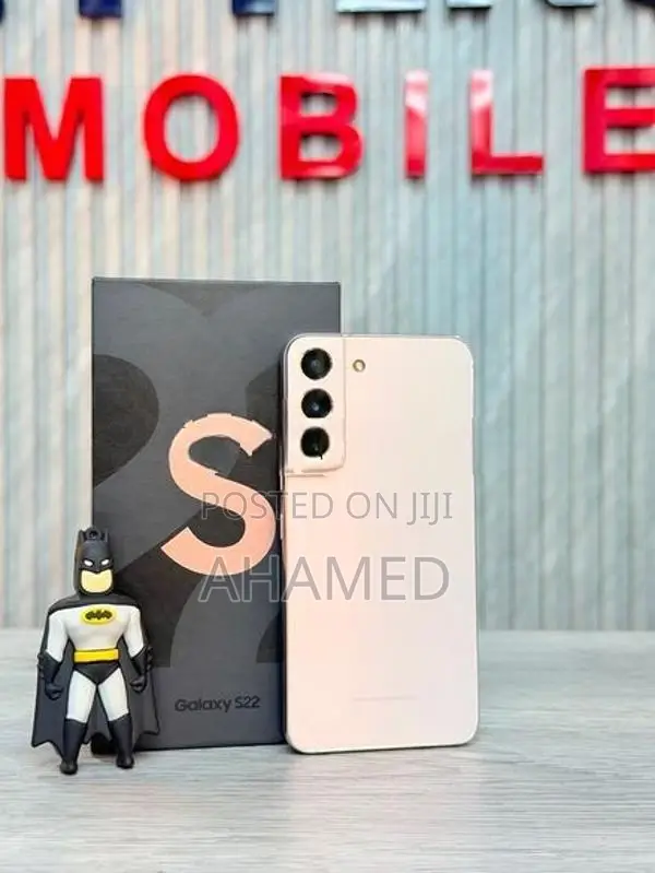 Samsung Galaxy S22 (Used)