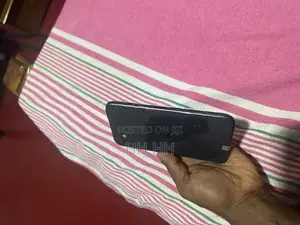 Apple iPhone 11 (Used)