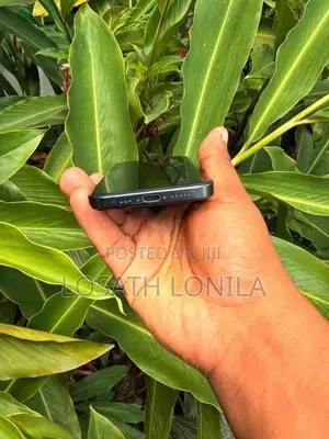 Apple iPhone 15 Pro (Used)