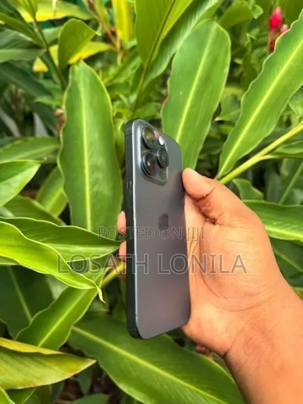 Apple iPhone 15 Pro (Used)