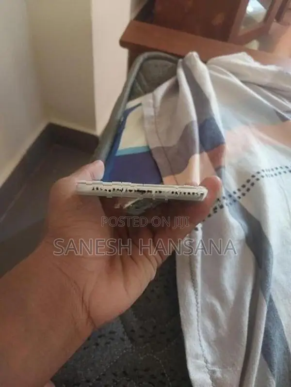 Apple iPhone 8 Plus (Used)
