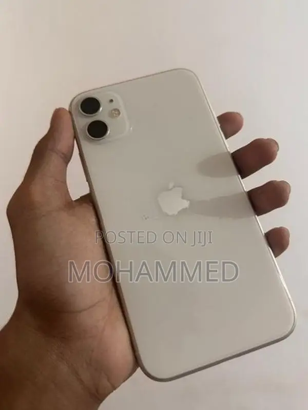 Apple iPhone 11 (Used)